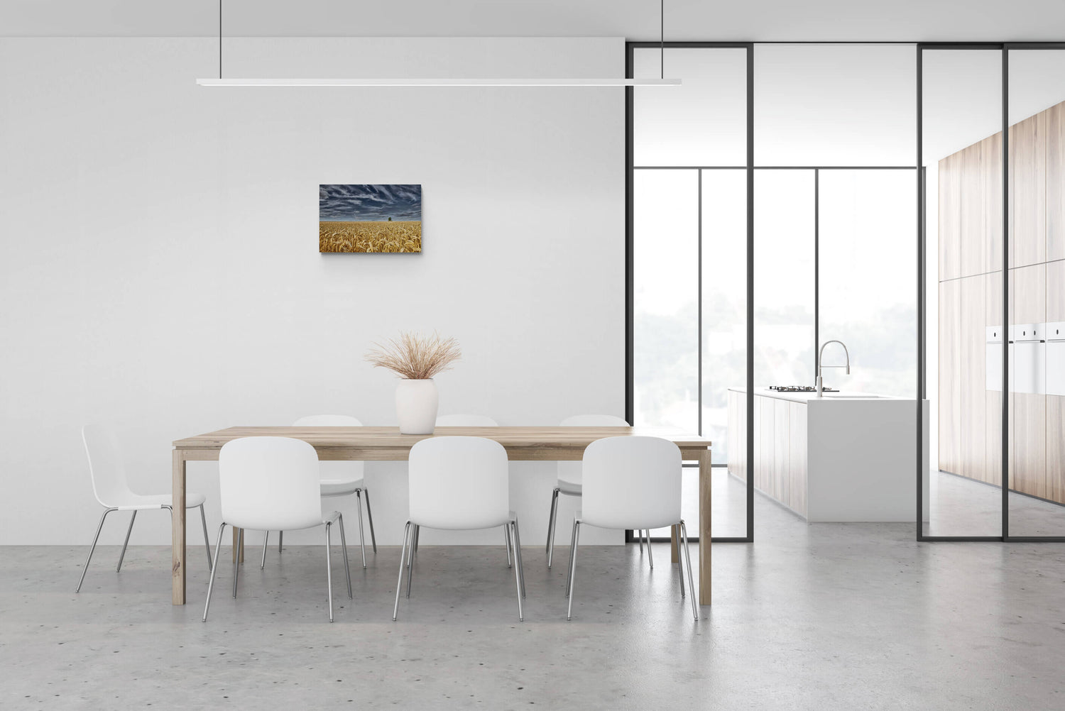 Canvas van het graanveld en de Tumulus van Bortombe in Landen, formaat 60x40cm, in een sfeervol interieur.