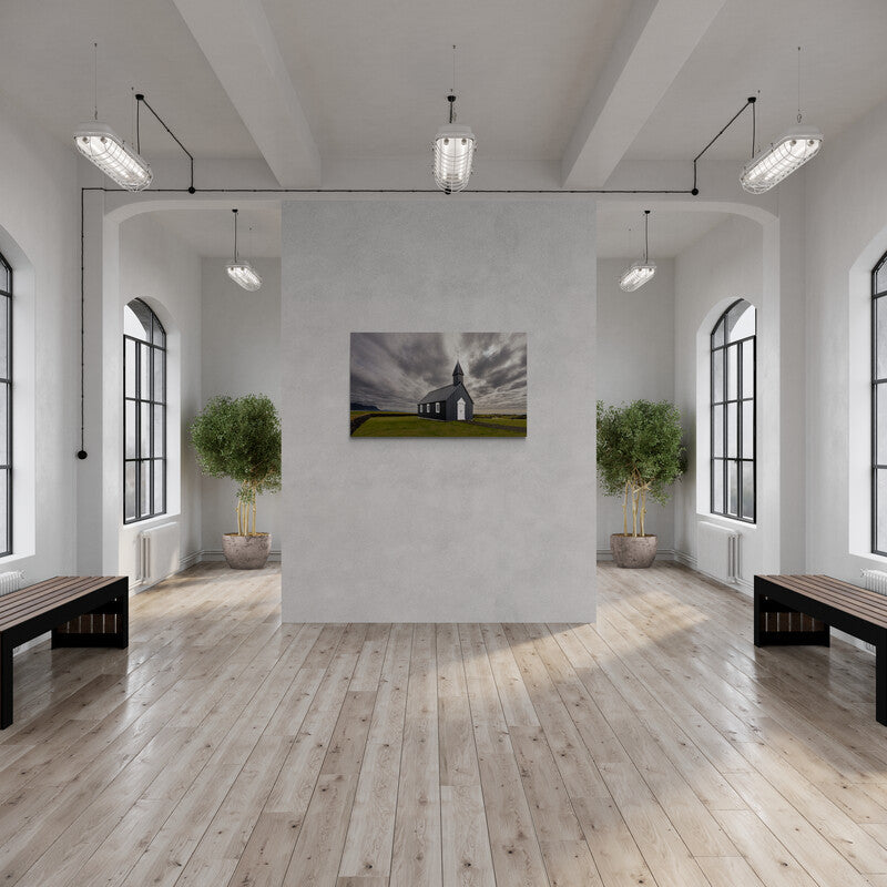 Búðakirkja, zwart kerkje in IJsland, canvas van 120x80cm, tentoongesteld in modern interieur