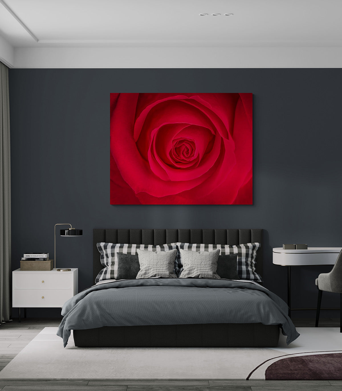 Indrukwekkende close-up van een rode roos uit Ecuador, formaat 180x120cm, voor een opvallend en romantisch accent.