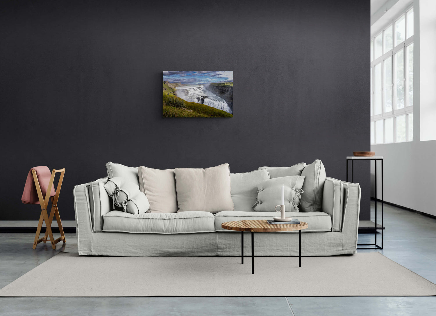 Canvas van de Gullfoss Waterval in IJsland in een stijlvol interieur, formaat 60x40cm.