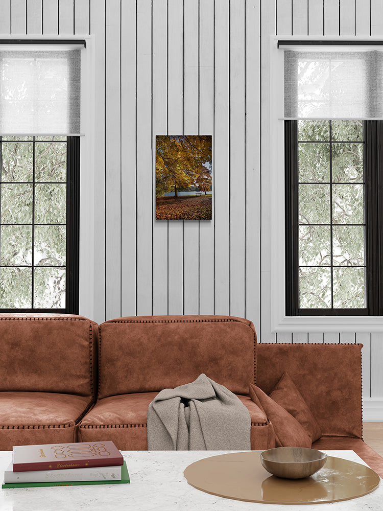 Canvas met close-up van herfstbladeren in Park Tervuren, formaat 60x40cm, in een elegant interieur.