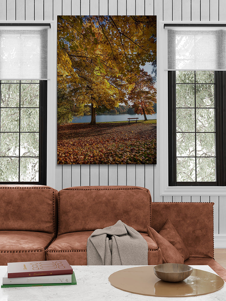  Groot canvas van herfstbladeren in Park Tervuren, formaat 180x120cm, in een ruimtelijk interieur.